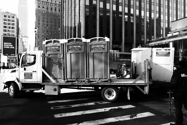 Best Construction site porta potty rental  in Great Bend, KS
